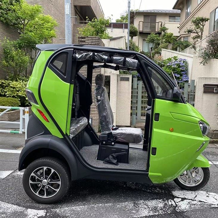 Hot Selling 3-Wheeler Tricycle Electric Motorcycle With Closed Cabin Hot Selling 3-Wheeler Tricycle Electric Motorcycle With Closed Cabin