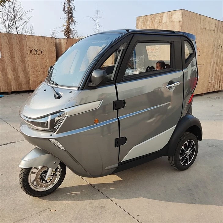 Hot Selling 3-Wheeler Tricycle Electric Motorcycle With Closed Cabin Hot Selling 3-Wheeler Tricycle Electric Motorcycle With Closed Cabin